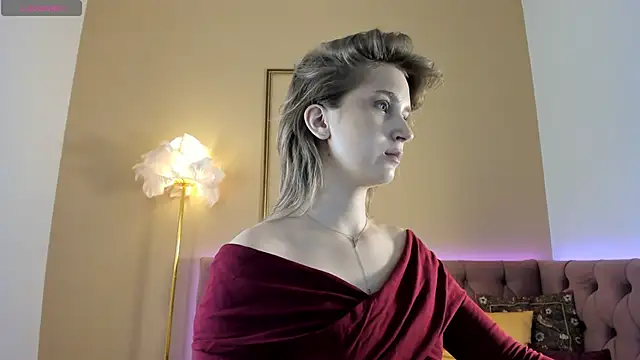 Lilianadaniels online show from June 13, 2026, 1:25 am