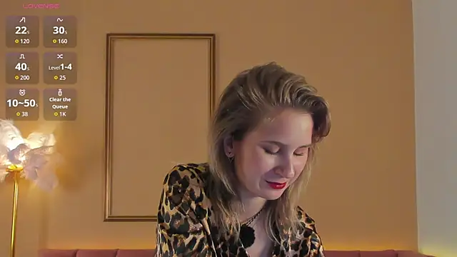 Lilianadaniels online show from July 30, 2026, 1:38 am