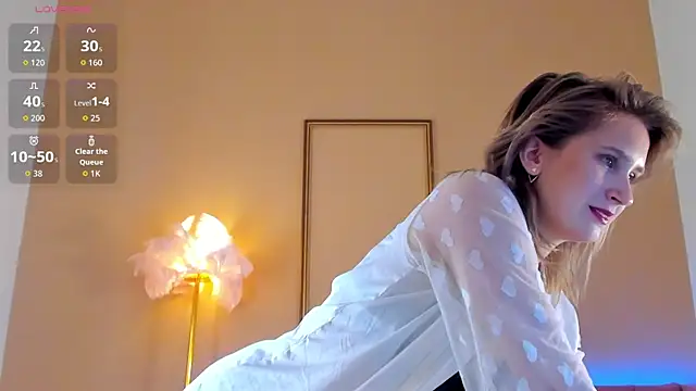 Lilianadaniels online show from June 14, 2026, 2:24 am