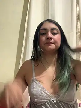 Snapshot of Camilaafg chatting on July 8, 2026, 2:51 pm Camilaafg online show from July 8, 2026, 2:51 pm