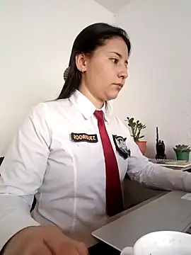 Snapshot of Queen_linda1 chatting on April 29, 2026, 12:09 pm Queen linda1 online show from April 29, 2026, 12:09 pm