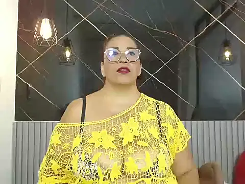 Snapshot of BarbaraGraf chatting on April 29, 2026, 7:53 pm BarbaraGraf online show from April 29, 2026, 7:53 pm
