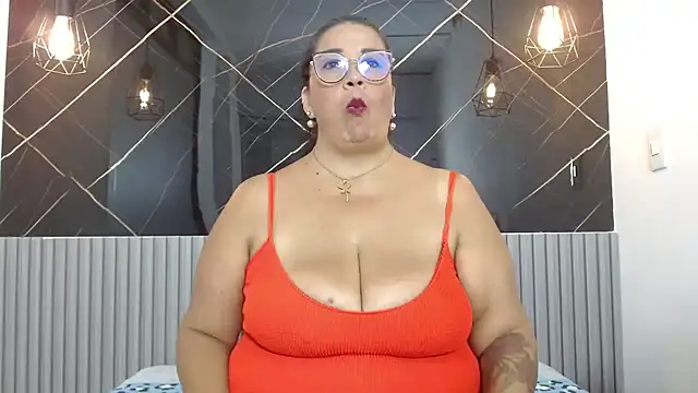 Snapshot of BarbaraGraf chatting on July 22, 2026, 2:35 am BarbaraGraf online show from July 22, 2026, 2:35 am