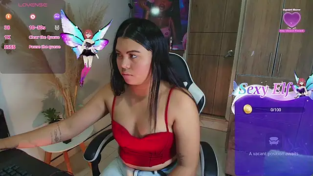Mia isabella   online show from May 7, 2026, 3:37 pm