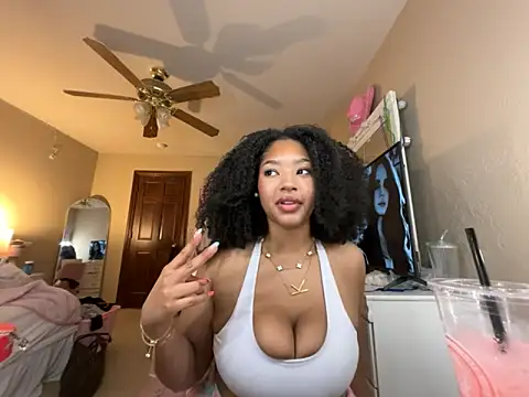 Snapshot of blair_vexxx chatting on April 27, 2026, 11:03 pm blair vexxx online show from April 27, 2026, 11:03 pm