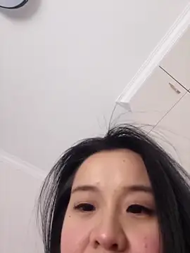 NiNa5203 online show from April 22, 2026, 7:04 am