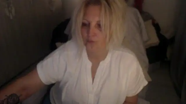 Snapshot of Divineblond chatting on April 15, 2026, 7:58 pm Divineblond online show from April 15, 2026, 7:58 pm
