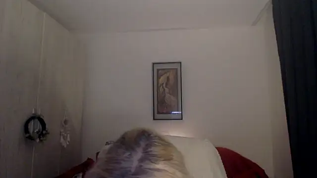 Snapshot of Divineblond chatting on March 26, 2026, 9:02 pm Divineblond online show from March 26, 2026, 9:02 pm
