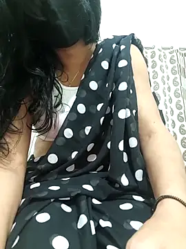 Snapshot of ravi_10o chatting on May 13, 2026, 6:15 pm ravi 10o online show from May 13, 2026, 6:15 pm