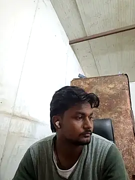 Snapshot of Gujju_here chatting on June 17, 2026, 6:57 am Gujju here online show from June 17, 2026, 6:57 am