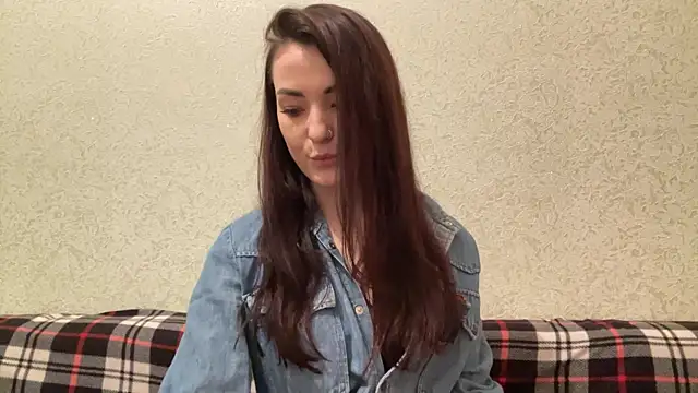 Snapshot of Madisonlovx chatting on April 25, 2026, 7:11 pm Madisonlovx online show from April 25, 2026, 7:11 pm