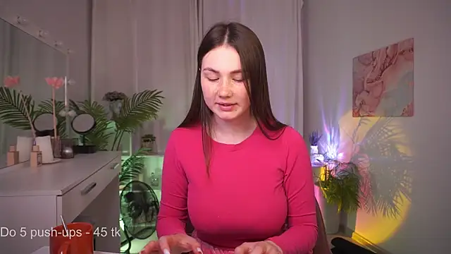 BettyMarlowe online show from June 6, 2026, 5:23 am