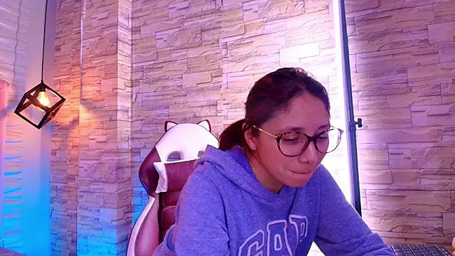 Snapshot of stephaniesun_ chatting on July 28, 2026, 7:39 pm stephaniesun online show from July 28, 2026, 7:39 pm