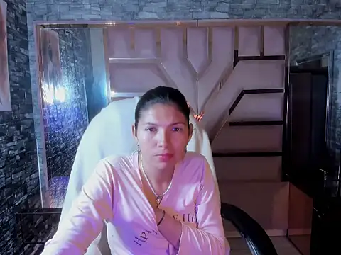Snapshot of Dulce_isabell chatting on May 12, 2026, 9:32 pm Dulce isabell online show from May 12, 2026, 9:32 pm