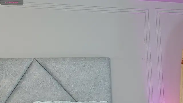 MaddisonEvanss online show from May 24, 2026, 1:44 pm
