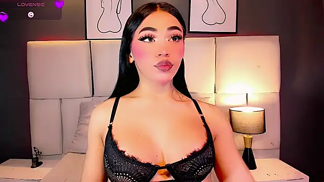 Snapshot of Aleisha_Beaumont chatting on July 7, 2026, 9:18 pm Aleisha Beaumont online show from July 7, 2026, 9:18 pm