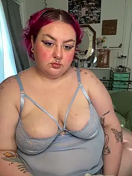 littlesmokeybaby online show from April 24, 2026, 10:01 pm