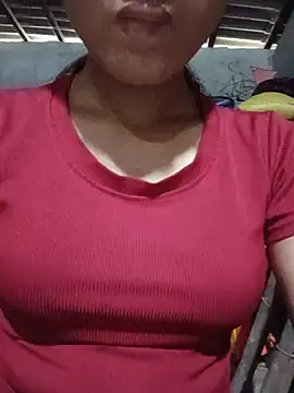 Rosie LoveUU online show from June 26, 2026, 3:01 am