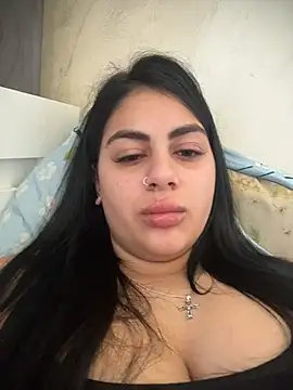 Snapshot of LilyLovell chatting on May 7, 2026, 11:02 am LilyLovell online show from May 7, 2026, 11:02 am