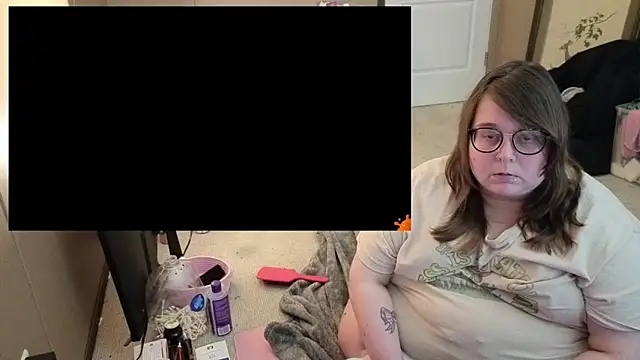 Snapshot of princessghostiii chatting on July 15, 2026, 10:28 pm princessghostiii online show from July 15, 2026, 10:28 pm