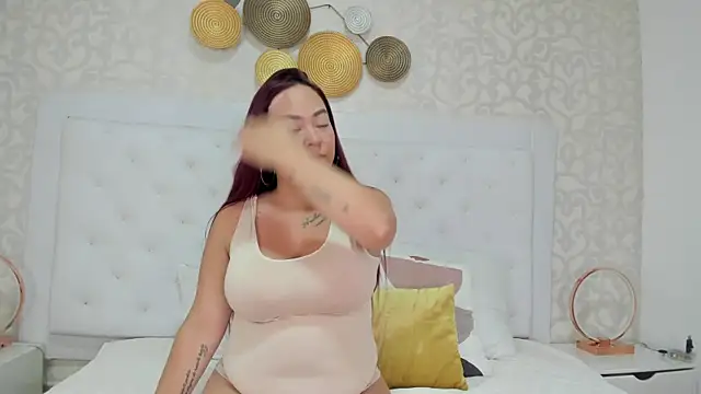 tiara smith online show from April 26, 2026, 11:29 am