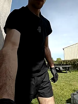 Osuleom29 online show from April 25, 2026, 1:41 pm