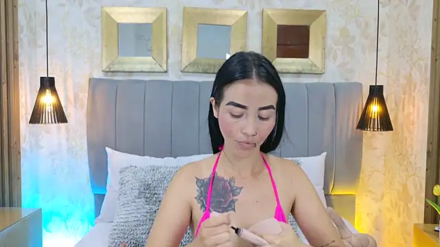 Snapshot of Sophie_Vega chatting on July 15, 2026, 3:46 am Sophie Vega online show from July 15, 2026, 3:46 am