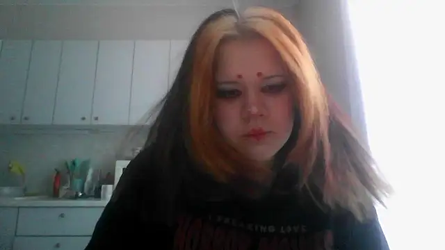 Snapshot of Amanda_Mia_ chatting on May 19, 2026, 7:15 am Amanda Mia online show from May 19, 2026, 7:15 am