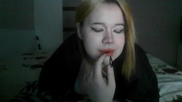 Snapshot of Amanda_Mia_ chatting on June 23, 2026, 5:22 pm Amanda Mia online show from June 23, 2026, 5:22 pm
