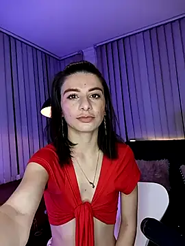 Snapshot of mariana__thompson chatting on May 8, 2026, 1:31 am mariana thompson online show from May 8, 2026, 1:31 am