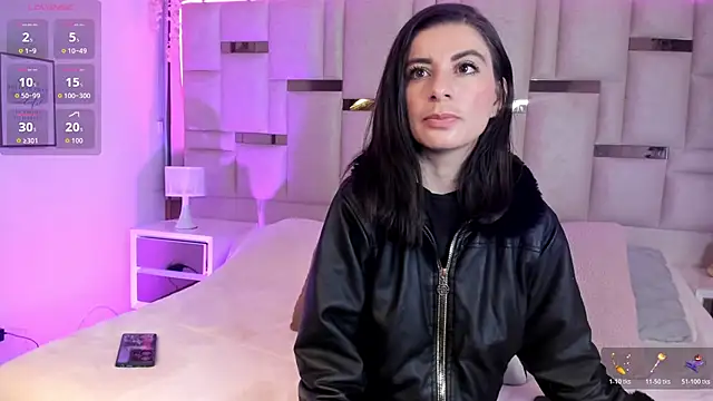 Snapshot of mariana__thompson chatting on July 30, 2026, 2:21 am mariana thompson online show from July 30, 2026, 2:21 am