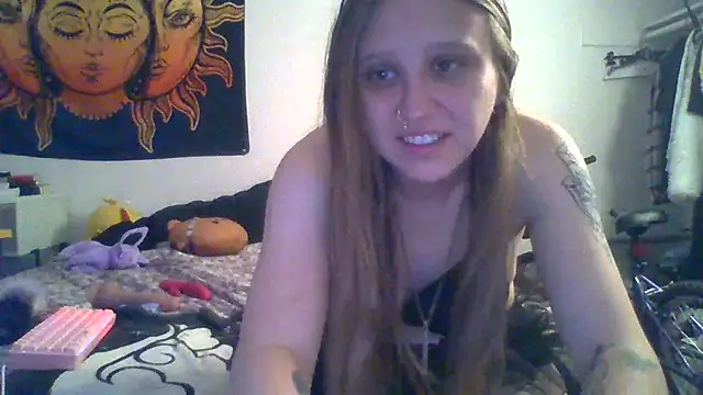 BunnyHooppss online show from June 14, 2026, 5:25 pm