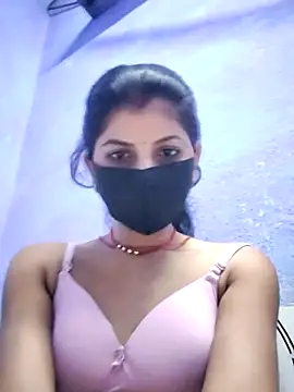 Snapshot of RUHI_1143 chatting on May 8, 2026, 7:17 pm RUHI 1143 online show from May 8, 2026, 7:17 pm