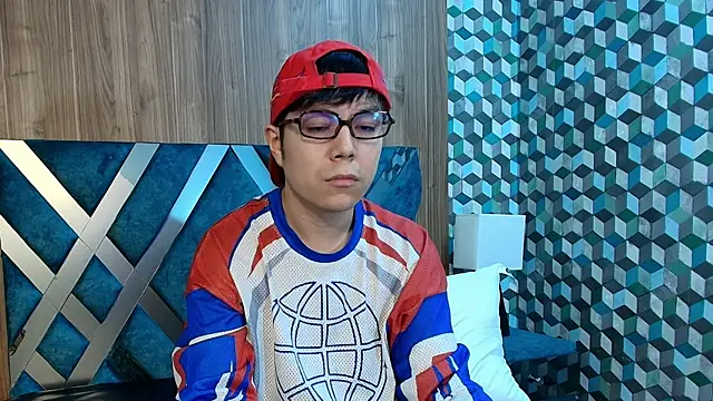 Snapshot of red_killer chatting on August 1, 2026, 2:37 pm red killer online show from August 1, 2026, 2:37 pm