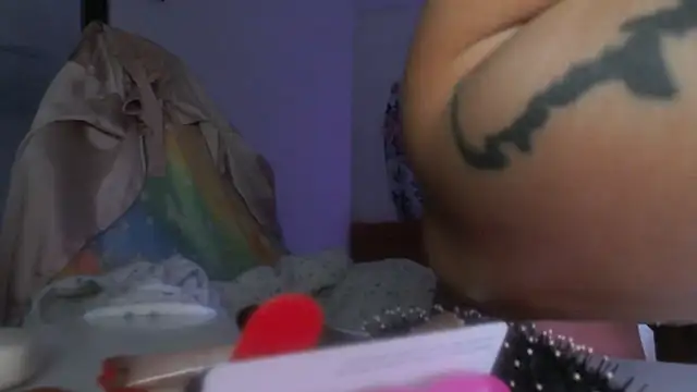 Snapshot of missydiorr10 chatting on May 9, 2026, 10:18 am missydiorr10 online show from May 9, 2026, 10:18 am