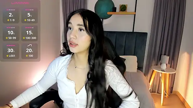 Snapshot of megann_blaze chatting on June 9, 2026, 3:24 pm megann blaze online show from June 9, 2026, 3:24 pm