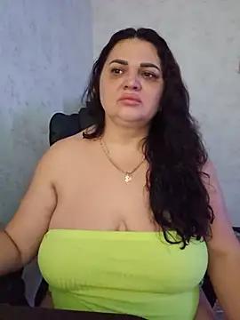 Snapshot of -CUTE-EVVIL- chatting on July 3, 2026, 7:31 pm -CUTE-EVVIL- online show from July 3, 2026, 7:31 pm