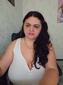 Snapshot of -CUTE-EVVIL- chatting on May 27, 2026, 6:21 am -CUTE-EVVIL- online show from May 27, 2026, 6:21 am