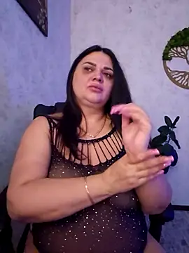 Snapshot of -CUTE-EVVIL- chatting on May 1, 2026, 6:13 pm -CUTE-EVVIL- online show from May 1, 2026, 6:13 pm