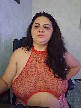 Snapshot of -CUTE-EVVIL- chatting on June 30, 2026, 6:41 pm -CUTE-EVVIL- online show from June 30, 2026, 6:41 pm