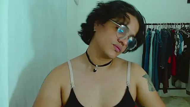 Snapshot of Diane_exotic chatting on June 5, 2026, 11:10 pm Diane exotic online show from June 5, 2026, 11:10 pm