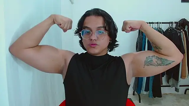 Snapshot of Diane_exotic chatting on June 3, 2026, 12:55 am Diane exotic online show from June 3, 2026, 12:55 am