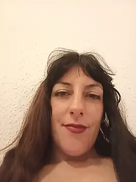 Snapshot of Valeriadolce chatting on May 15, 2026, 10:52 pm Valeriadolce online show from May 15, 2026, 10:52 pm