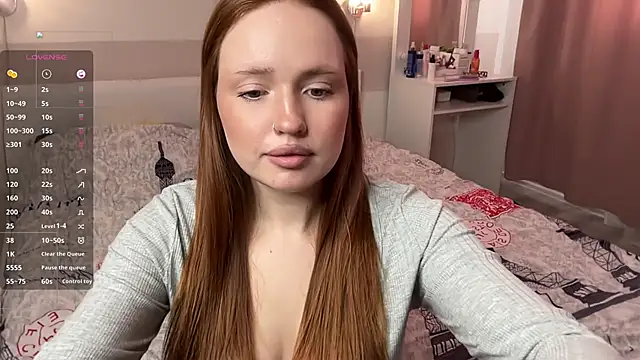KikiBorn online show from June 15, 2026, 7:08 am