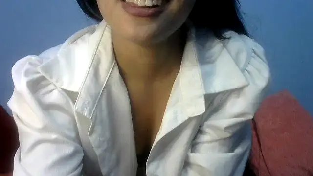 Snapshot of sharmeeli_sima chatting on May 10, 2026, 7:12 am sharmeeli sima online show from May 10, 2026, 7:12 am