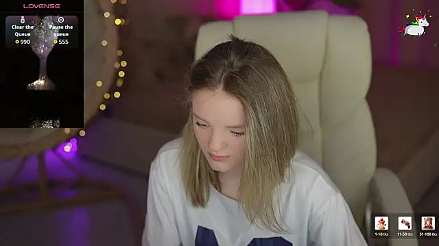 MariaMedow online show from April 28, 2026, 12:53 pm