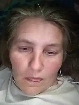 Snapshot of IrisMaris37 chatting on May 30, 2026, 1:06 pm IrisMaris37 online show from May 30, 2026, 1:06 pm