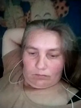 Snapshot of IrisMaris37 chatting on June 11, 2026, 10:23 am IrisMaris37 online show from June 11, 2026, 10:23 am