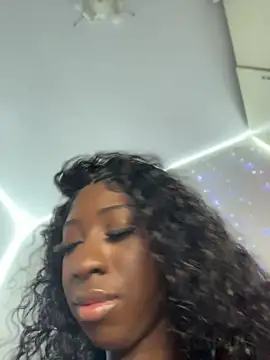 Snapshot of SpicySweetie chatting on May 8, 2026, 9:40 pm SpicySweetie online show from May 8, 2026, 9:40 pm