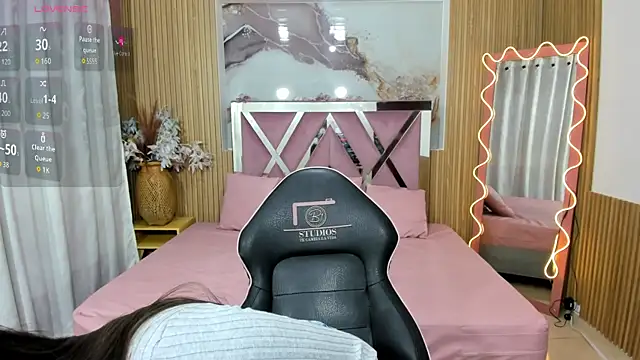 Snapshot of Krysstal_tay1 chatting on June 13, 2026, 11:19 am Krysstal tay1 online show from June 13, 2026, 11:19 am